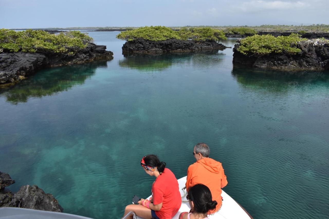 Hotel San Vicente Galapagos Пуэрто-Вильямиль Экстерьер фото