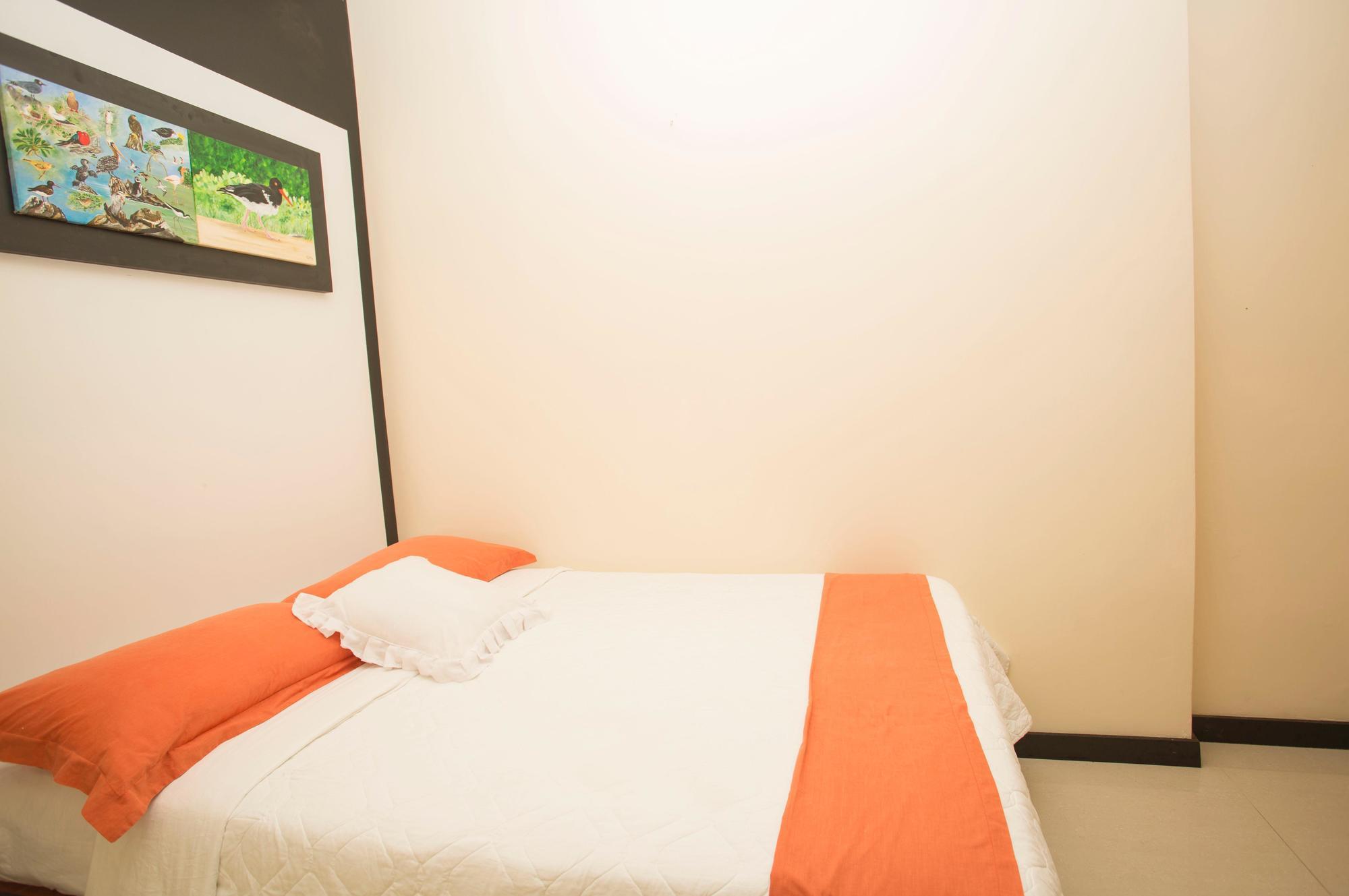 Hotel San Vicente Galapagos Пуэрто-Вильямиль Экстерьер фото